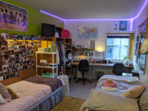 An example of a shared room in Woodland Court