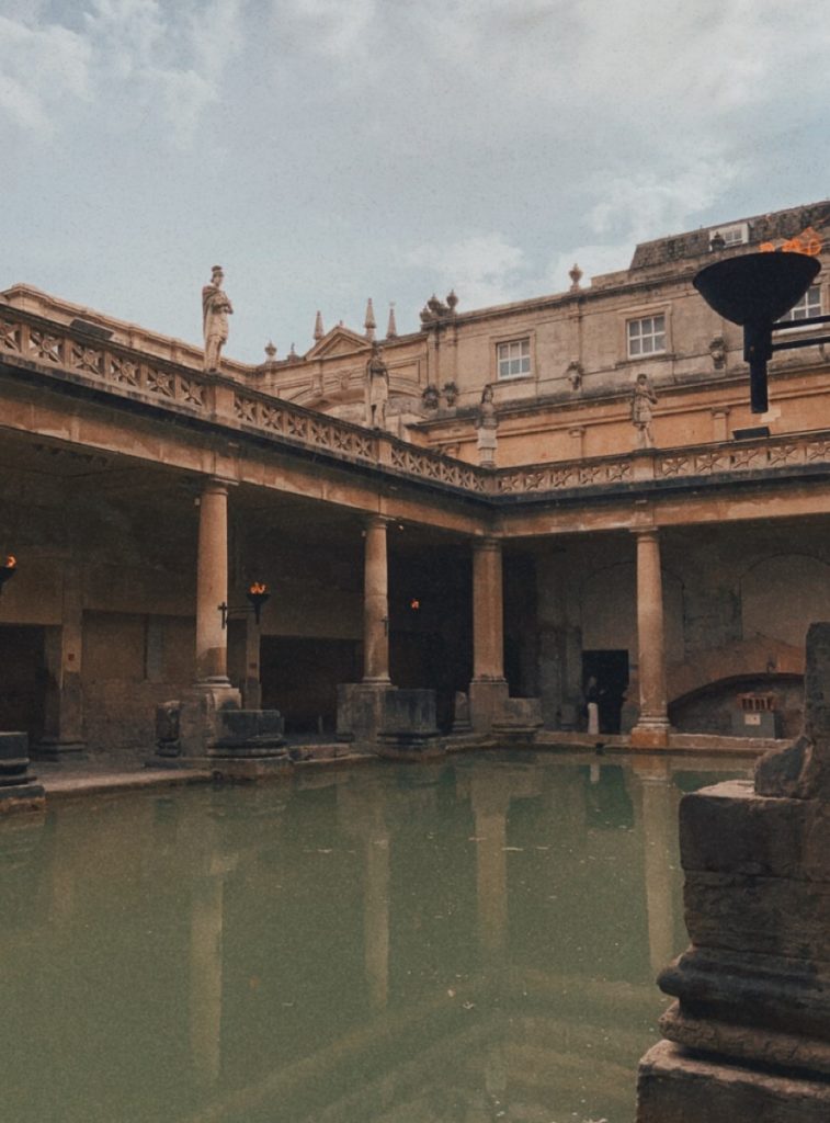 Image showing a pool in the Roman Baths