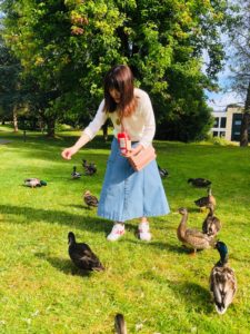 Vienne feeding the ducks